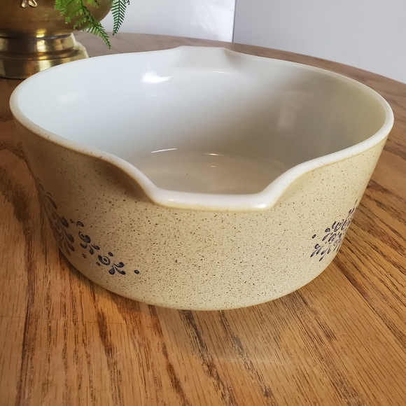 Vintage PYREX Homestead Pattern Casserole Dish | Blue and Tan 475-B 2.5 litres - Picture 6 of 16